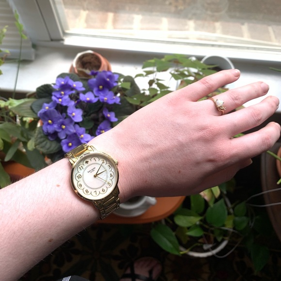 Watch - Picture 1 of 1